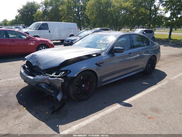 2023 BMW M5 2
