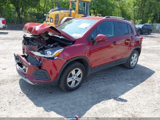 2022 CHEVROLET TRAX AWD LT 2