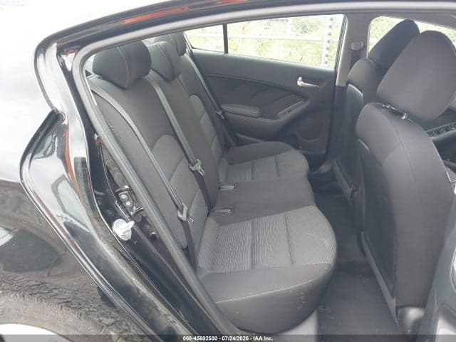 2017 KIA FORTE LX 8