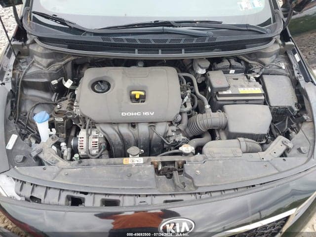 2017 KIA FORTE LX 10