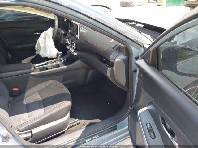 2025 NISSAN SENTRA SR 5