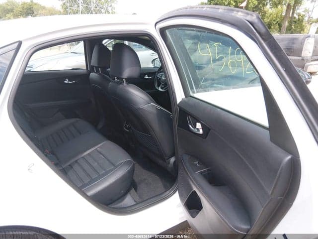 2024 KIA FORTE GT-LINE 8