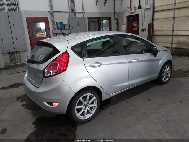 2017 FORD FIESTA SE 4