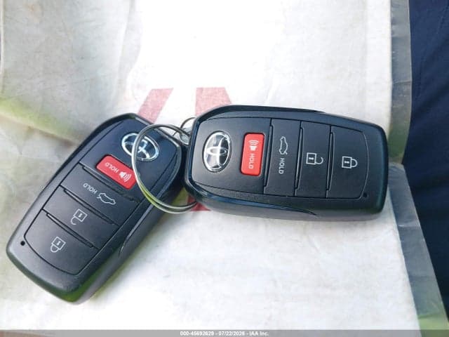 2025 TOYOTA COROLLA SE 11