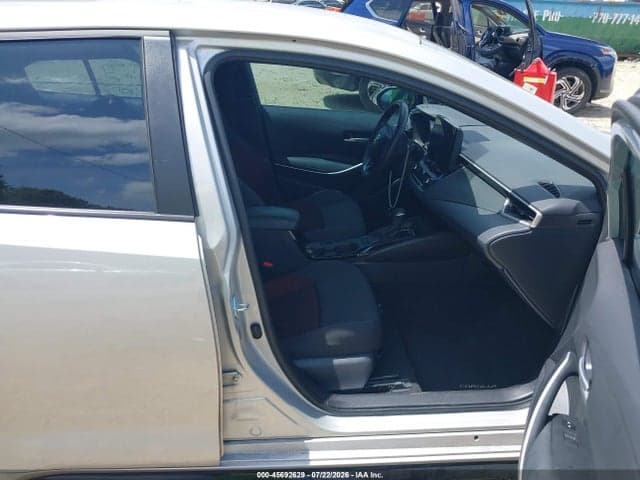 2025 TOYOTA COROLLA SE 5