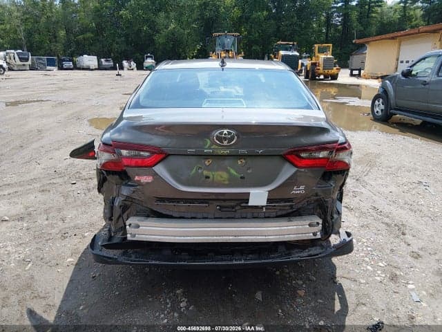 2021 TOYOTA CAMRY LE AWD 16
