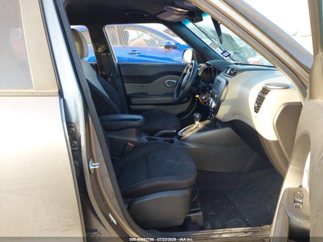 2017 KIA SOUL ! 5