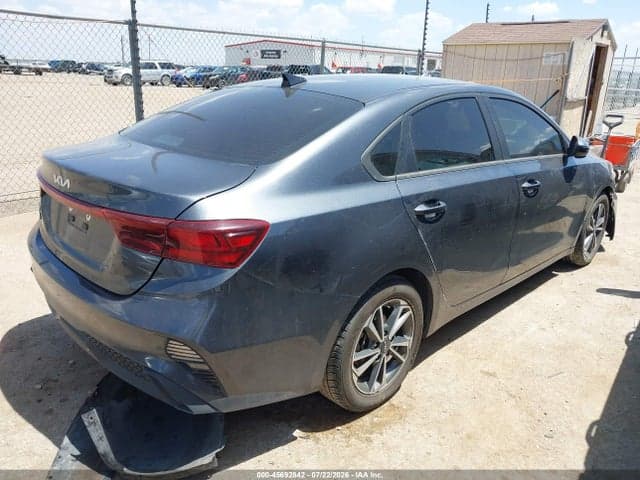 2023 KIA FORTE LXS 4