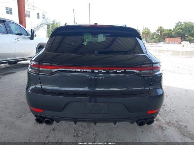 2019 PORSCHE MACAN 16