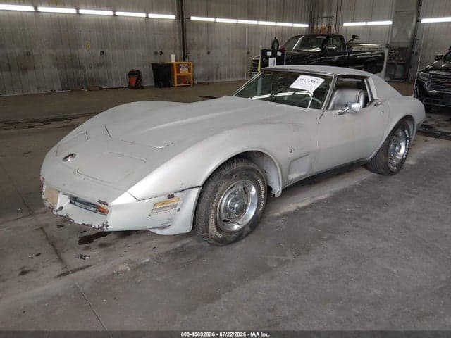 1974 CHEVROLET CORVETTE 2