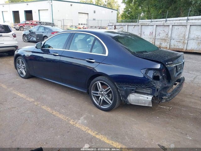 2019 MERCEDES-BENZ E 300 4MATIC 3