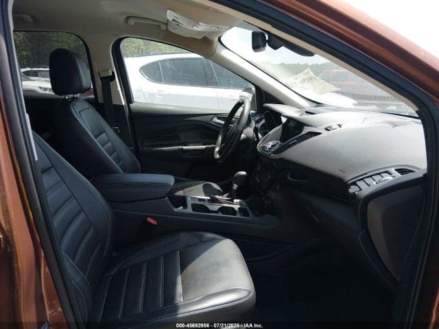 2017 FORD ESCAPE TITANIUM 5