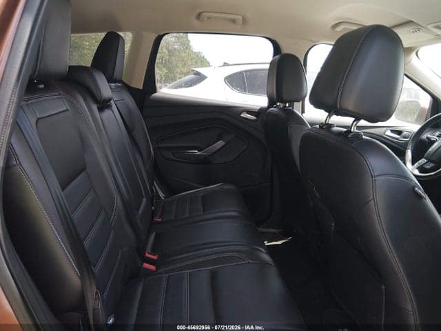 2017 FORD ESCAPE TITANIUM 8
