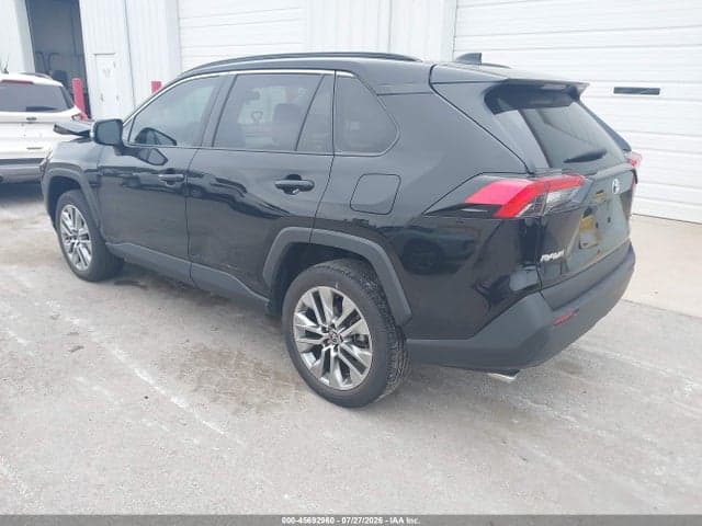 2023 TOYOTA RAV4 XLE PREMIUM 3