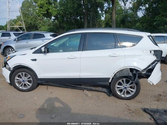 2018 FORD ESCAPE SE 14