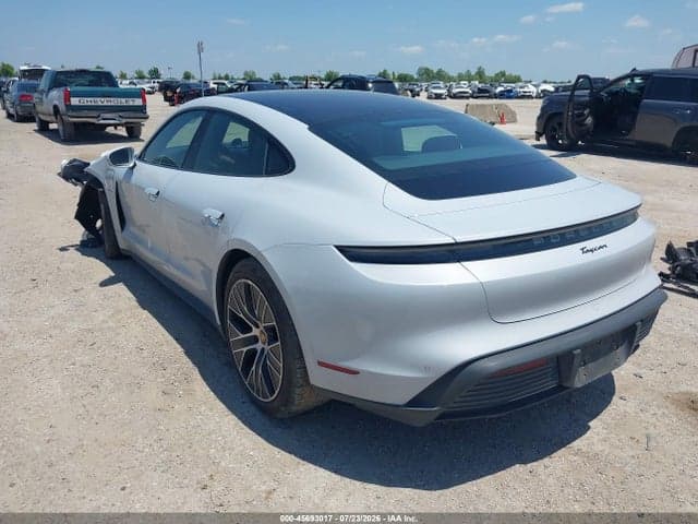2022 PORSCHE TAYCAN 3