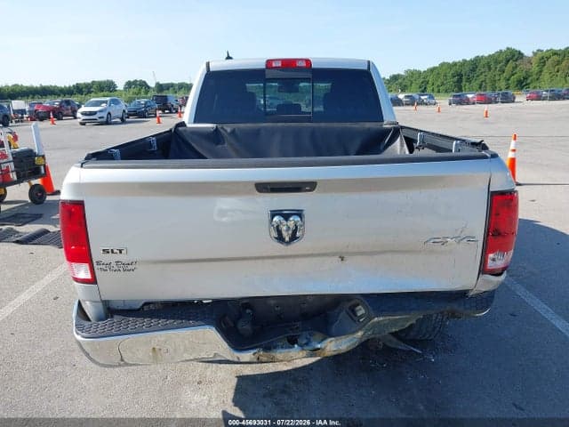 2017 RAM 1500 SLT 4X4 6'4 BOX 16