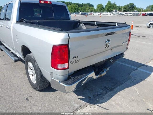 2017 RAM 1500 SLT 4X4 6'4 BOX 6