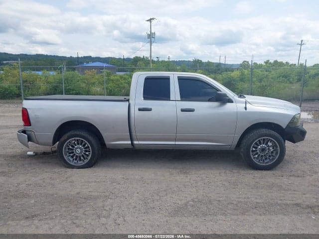 2017 RAM 1500 EXPRESS 4X4 6'4 BOX 12