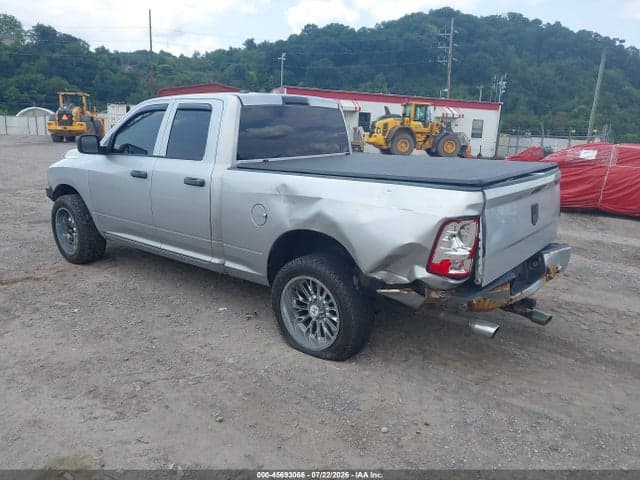 2017 RAM 1500 EXPRESS 4X4 6'4 BOX 3