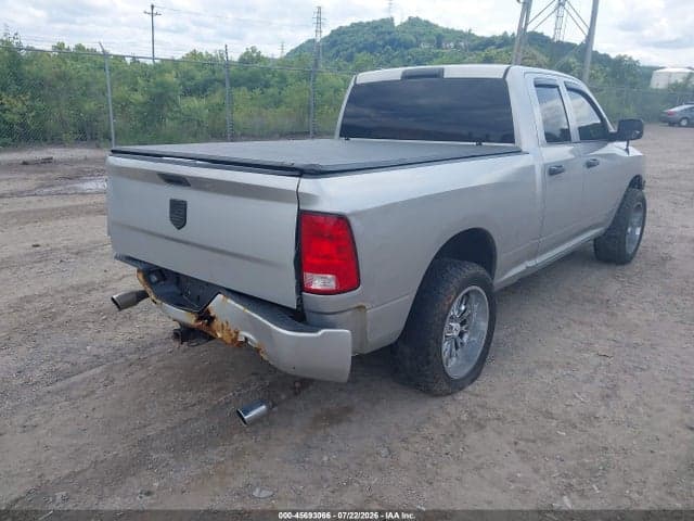2017 RAM 1500 EXPRESS 4X4 6'4 BOX 4