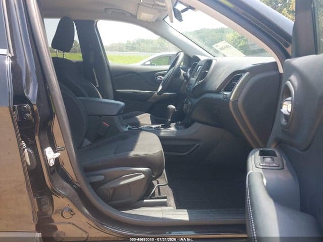 2019 JEEP CHEROKEE LATITUDE 4X4 5