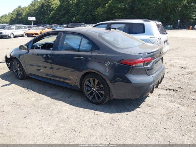 2026 TOYOTA COROLLA XSE 3