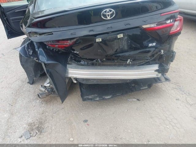 2026 TOYOTA CAMRY SE 6