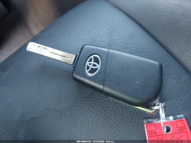 2023 TOYOTA CAMRY SE 11
