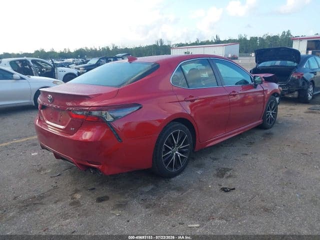 2023 TOYOTA CAMRY SE 4