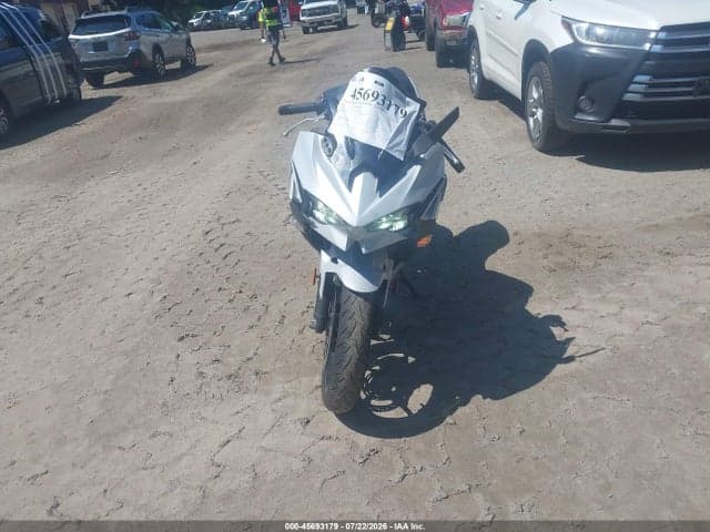 2025 KAWASAKI EX500 5