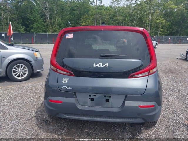 2022 KIA SOUL LX 17
