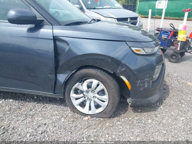 2022 KIA SOUL LX 6