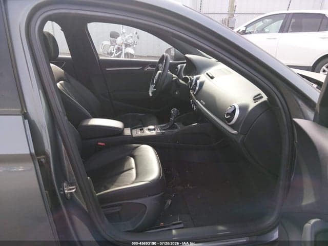 2017 AUDI A3 2.0T PREMIUM 5