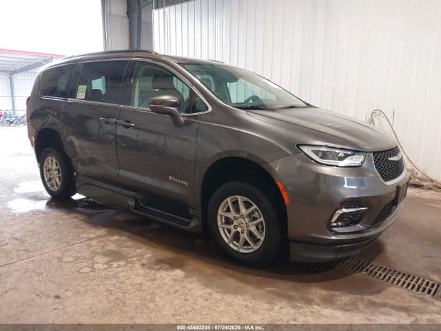 2022 CHRYSLER PACIFICA TOURING L 1