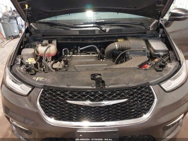 2022 CHRYSLER PACIFICA TOURING L 10