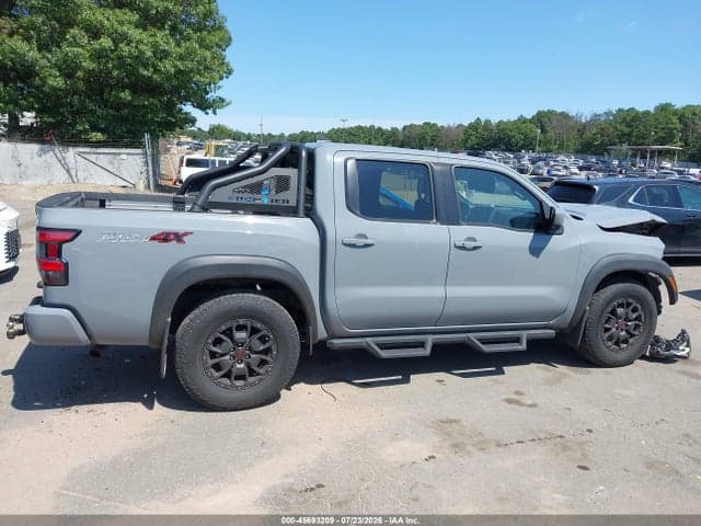 2022 NISSAN FRONTIER PRO-4X 4X4 13