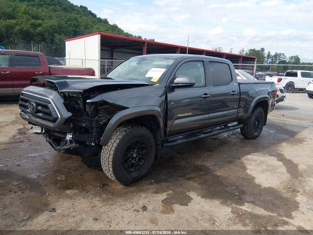 2022 TOYOTA TACOMA SR5 V6 2