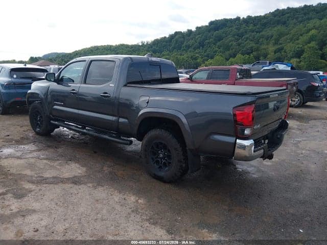 2022 TOYOTA TACOMA SR5 V6 3