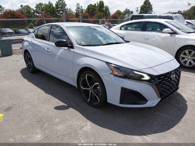 2023 NISSAN ALTIMA SR FWD