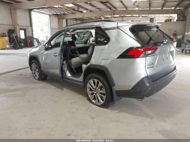 2024 TOYOTA RAV4 XLE PREMIUM 3