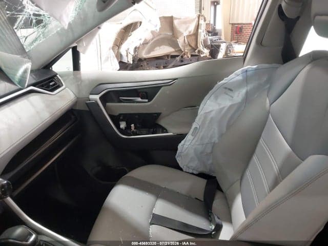 2024 TOYOTA RAV4 XLE PREMIUM 5