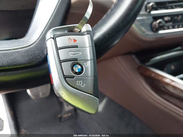 2019 BMW 740I 11