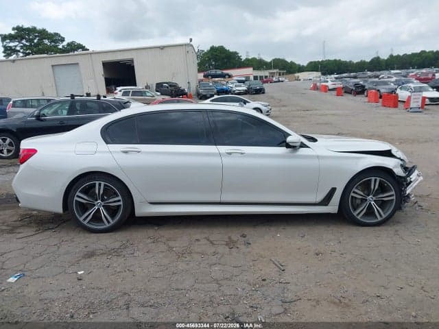 2019 BMW 740I 13