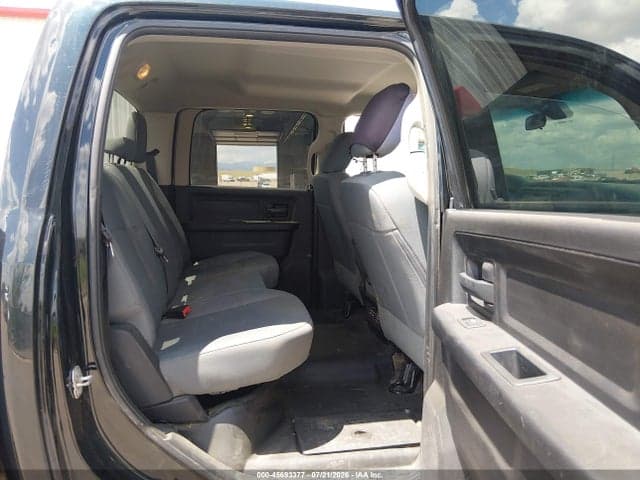 2017 RAM 3500 TRADESMAN 4X4 8' BOX 8
