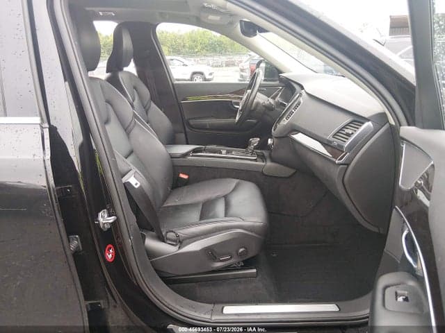 2019 VOLVO XC90 T5 MOMENTUM 5