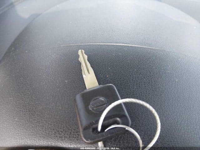 2017 NISSAN VERSA 1.6 S+ 11