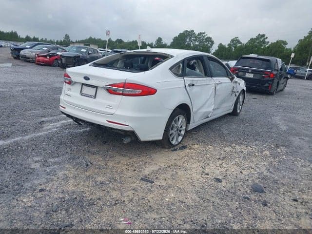 2020 FORD FUSION SE 4
