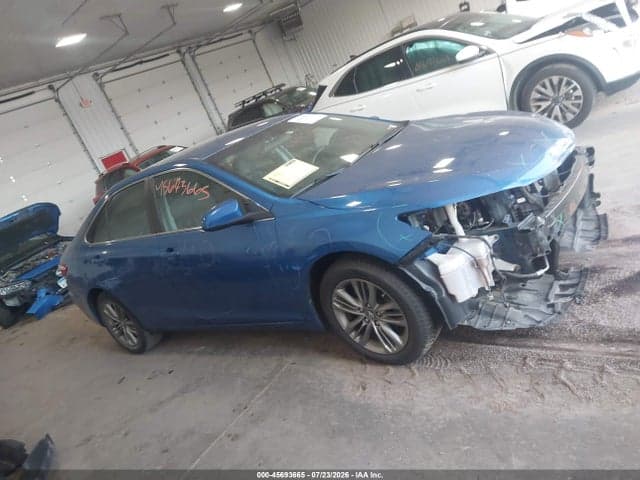 2017 TOYOTA CAMRY SE 13