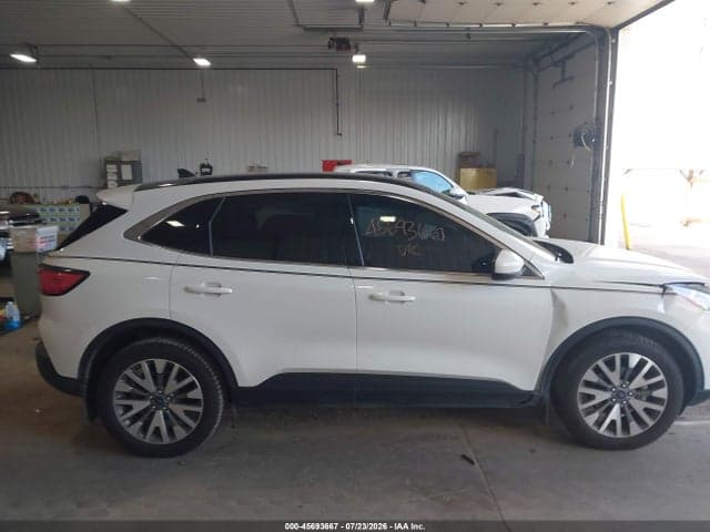2022 FORD ESCAPE TITANIUM 13